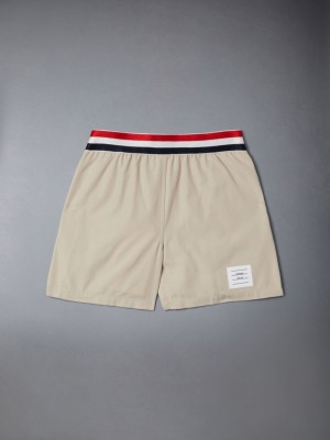 Short Thom Browne Typewriter Rugby Niño Marrones | GCF81J56395