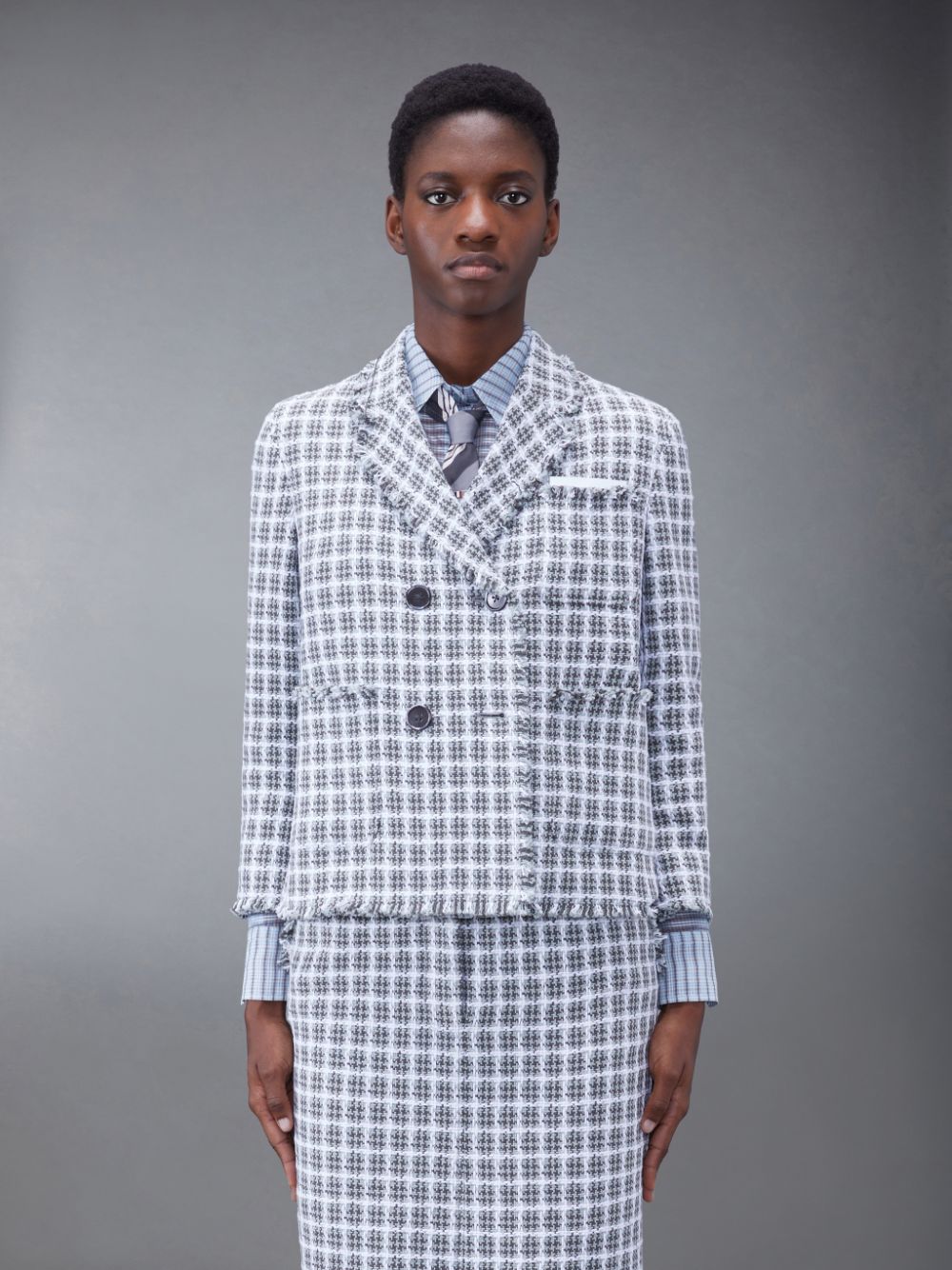 Abrigos Thom Browne Check Summer Tweed Fray Cropped Sack Sport Mujer Gris | LMK22X31517