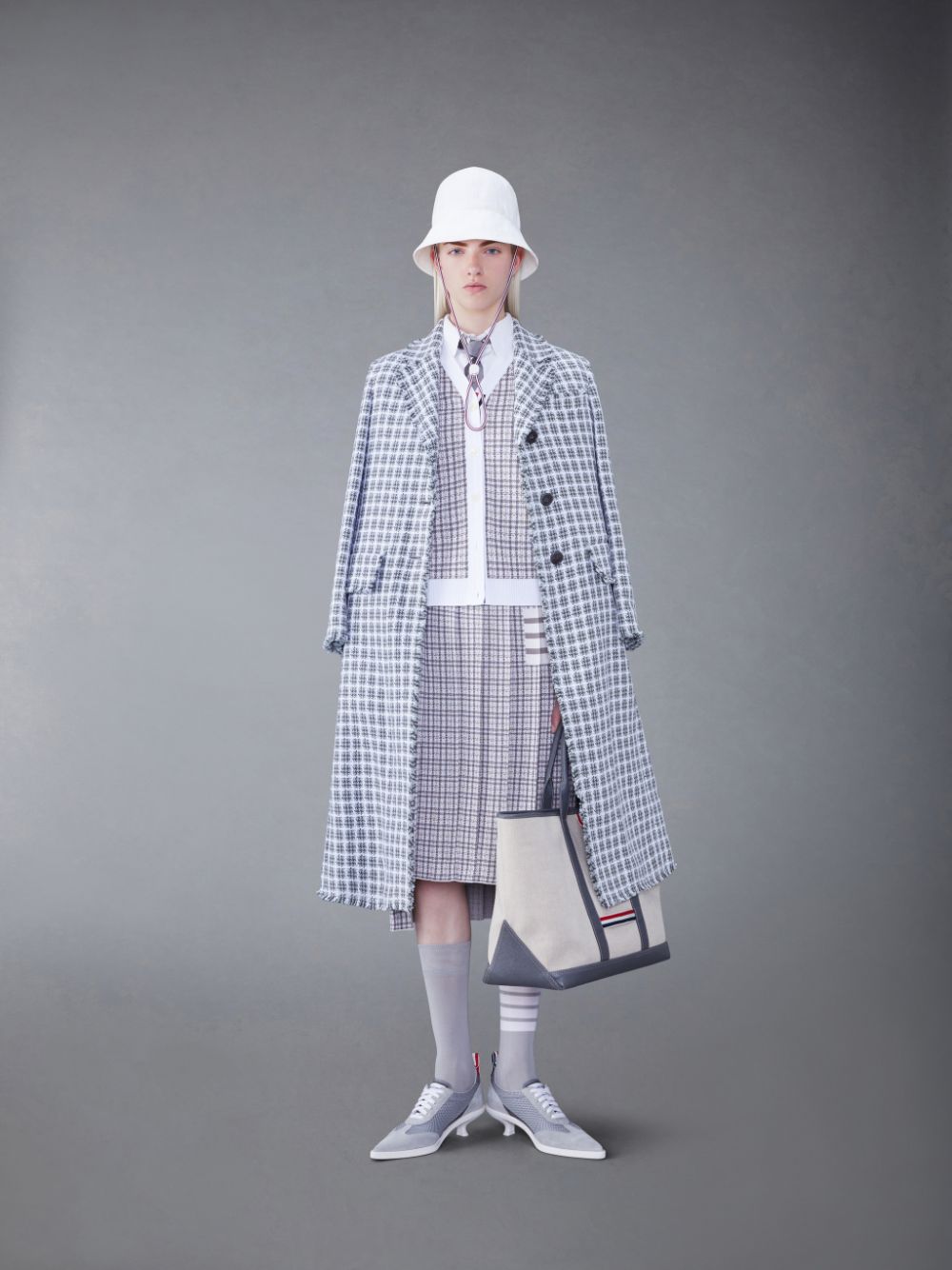 Abrigos Thom Browne Check Summer Tweed Fray Wide Lapel Mujer Gris | GNE45H57390