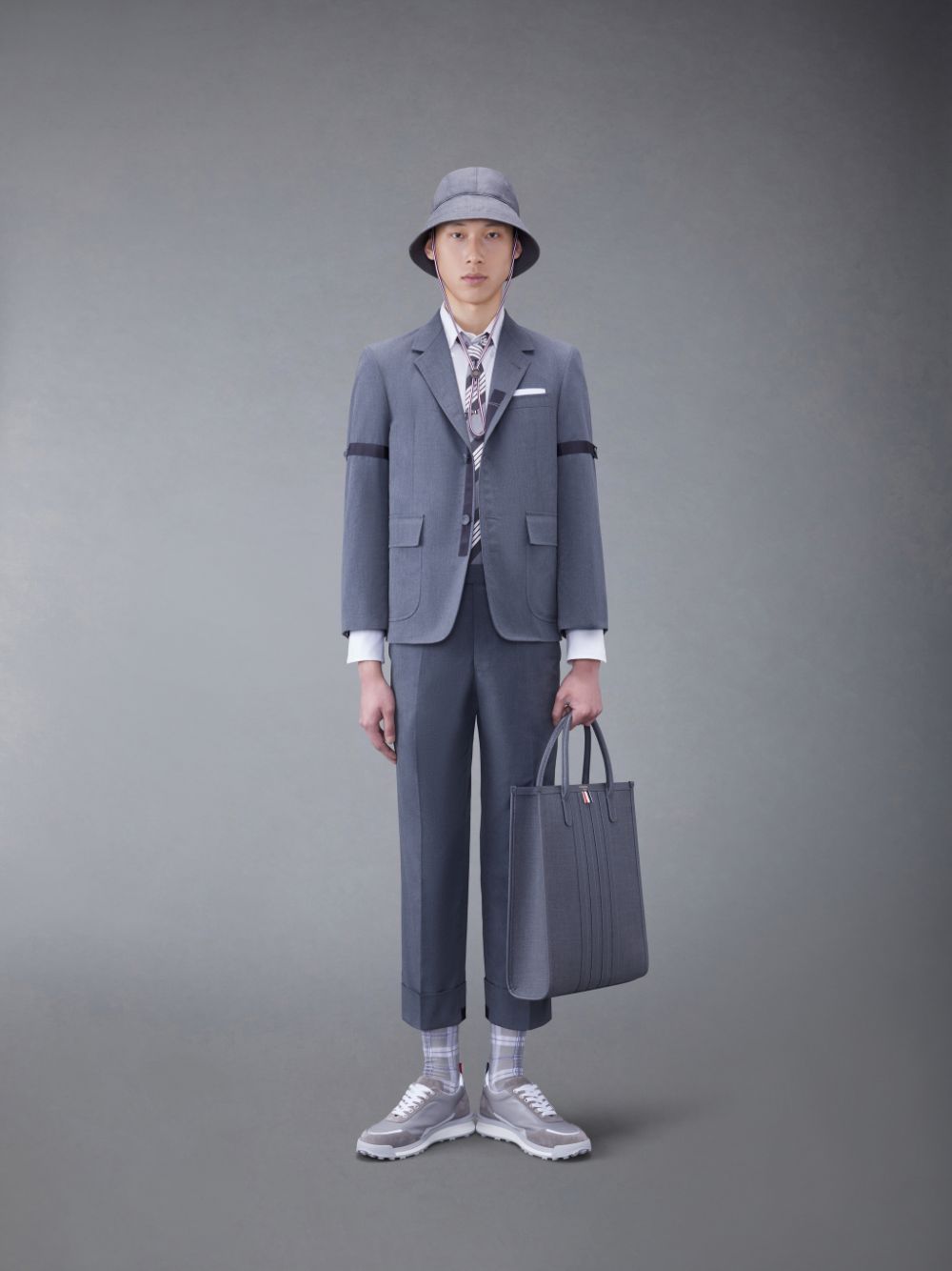 Abrigos Thom Browne Typewriter Cloth Armband Sport Hombre Gris | SGR03I85298
