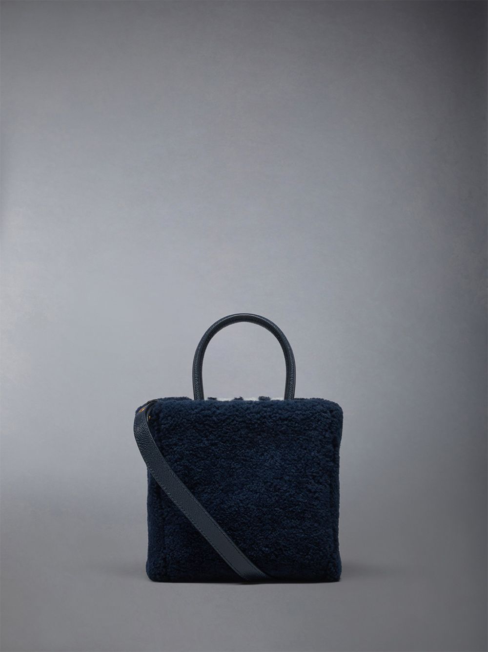Bolso Tote Thom Browne Small Book W/ Intarsia 4bar in Curly Merino Shearling Mujer Azules | LLZ55T05998