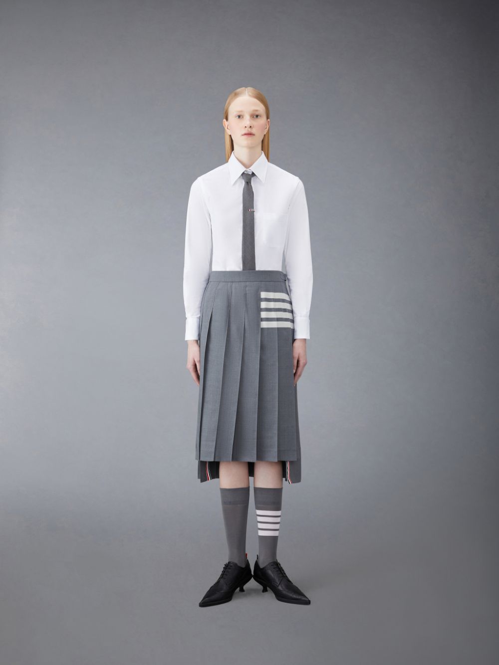 Camisas Thom Browne CLASSIC LONG SLEEVE BUTTON DOWN POINT COLLAR IN OXFORD Mujer Blancas | QSM30Y27616