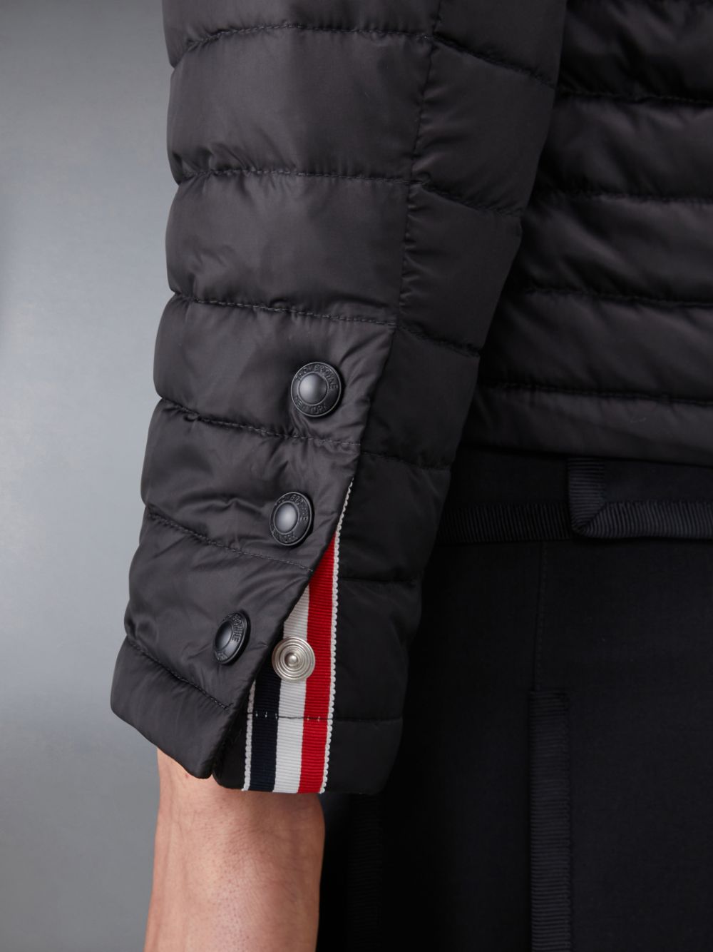 Chaquetas Thom Browne Downfilled Nylon Quilted Hooded Hombre Negras | JBD69X71468