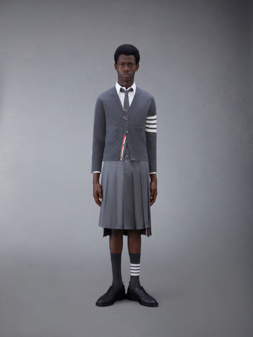 Cárdigan Thom Browne Cashmere 4-Bar Classic V-Neck Hombre Gris | LBD84L20046