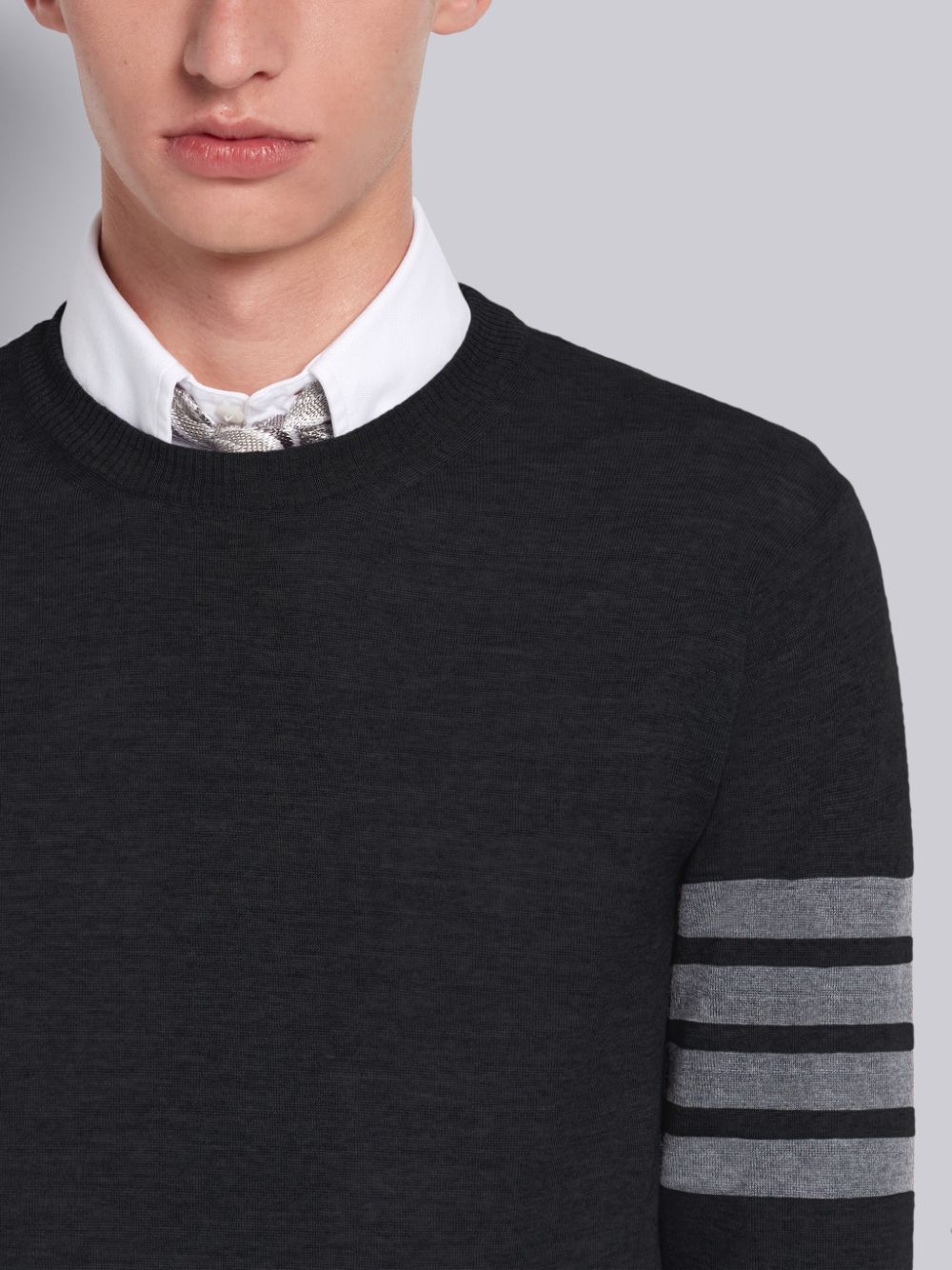 Pullover Thom Browne Fine Merino Wool 4-Bar Classic Crewneck Hombre Negras | IHR55J54868