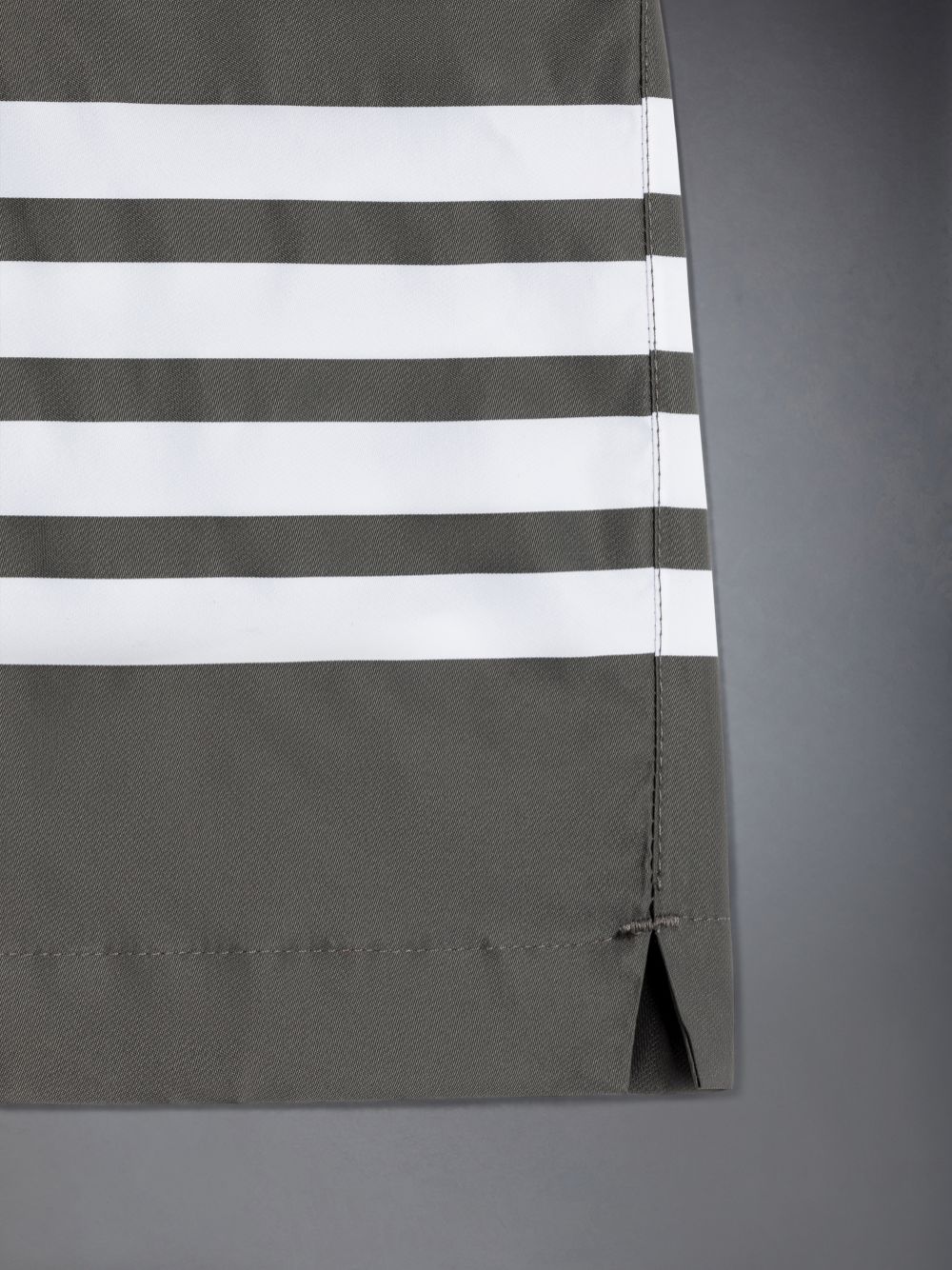 Short Thom Browne Swim Tech 4-Bar Board Niño Gris | TBI16E66101